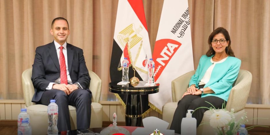  نائب وزير الصحة والسكان يبحث مع المدير التنفيذي للأكاديمية الوطنية للتدريب سبل تعزيز التعاون المشترك