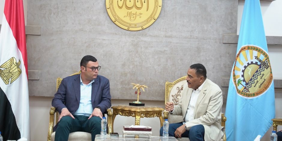 وزير الإسكان يصل محافظة مطروح لمتابعة موقف عدد من المشروعات بالمحافظة وزير الإسكان يصل محافظة مطروح لمتابعة موقف عدد من المشروعات بالمحافظة