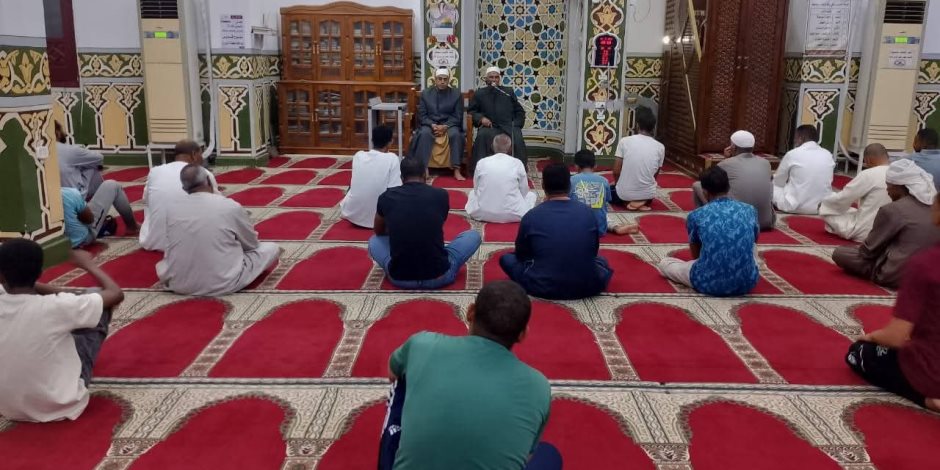 الأوقاف تعقد 671 مجلسًا فقهيًّا حول "أحكام الزواج" الأوقاف تعقد 671 مجلسًا فقهيًّا حول "أحكام الزواج"