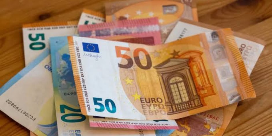 تراجع سعر اليورو فى التعاملات الصباحية بالبنوك المصرية اليوم تراجع سعر اليورو فى التعاملات الصباحية بالبنوك المصرية اليوم
