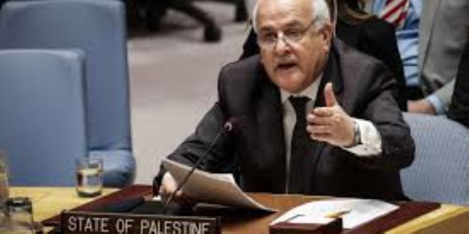 مندوب فلسطين لدى الأمم المتحدة يطالب بمحاسبة إسرائيل على جرائمها في غزة ويرفض تصريحات نتنياهو عن "إسرائيل الكبرى" مندوب فلسطين لدى الأمم المتحدة يطالب بمحاسبة إسرائيل على جرائمها في غزة ويرفض تصريحات نتنياهو عن "إسرائيل الكبرى"