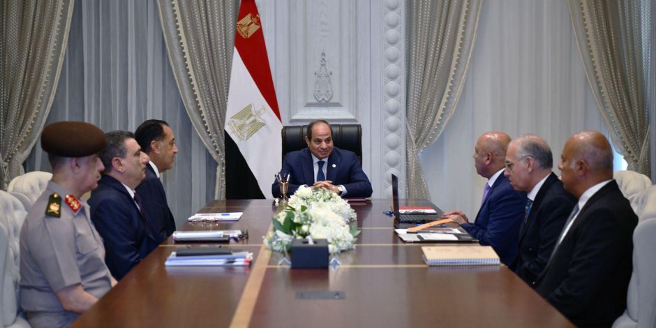 رئاسة الجمهورية: افتتاح الخط الأول للقطار الكهربائى السخنة ـ مطروح يونيو 2026 رئاسة الجمهورية: افتتاح الخط الأول للقطار الكهربائى السخنة ـ مطروح يونيو 2026