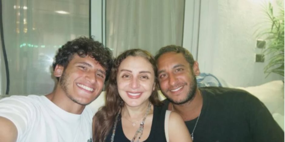  شاهد.. أحدث صور للفنانة أنغام بصحبة أبنائها بعد عودتها إلى مصر 