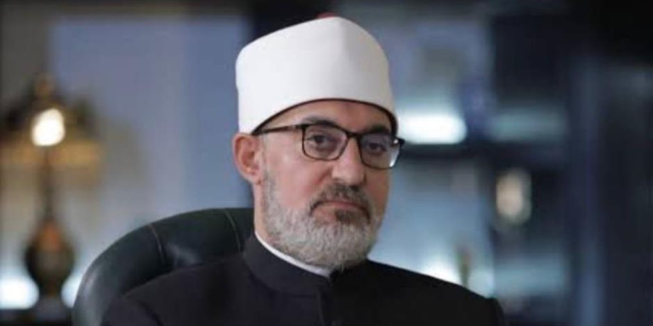 مفتي الجمهورية يعزي أمير الكويت في وفاة الشيخة سعاد الأحمد الصباح مفتي الجمهورية يعزي أمير الكويت في وفاة الشيخة سعاد الأحمد الصباح