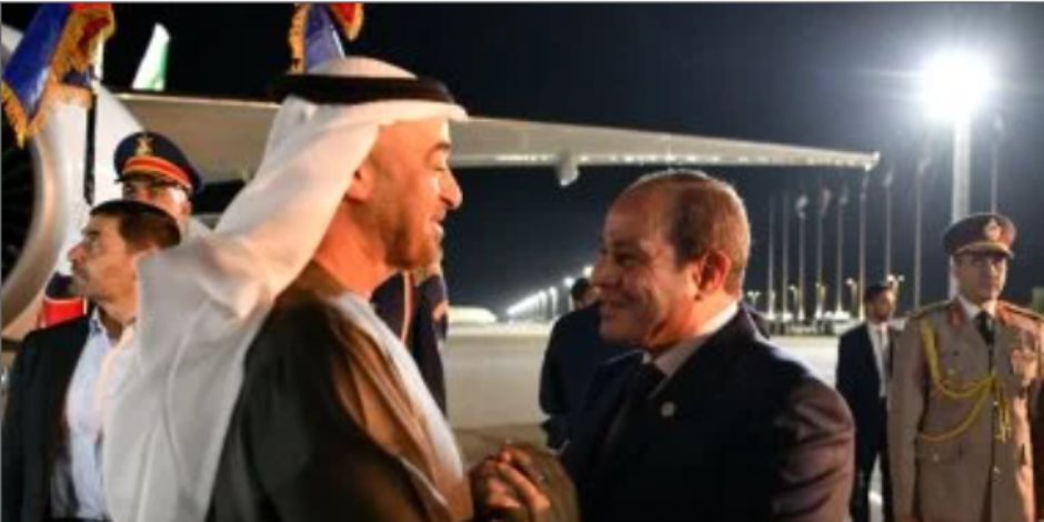 الرئيس السيسى يودّع الشيخ محمد بن زايد بمطار العلمين في ختام زيارته الأخوية لمصر الرئيس السيسى يودّع الشيخ محمد بن زايد بمطار العلمين في ختام زيارته الأخوية لمصر