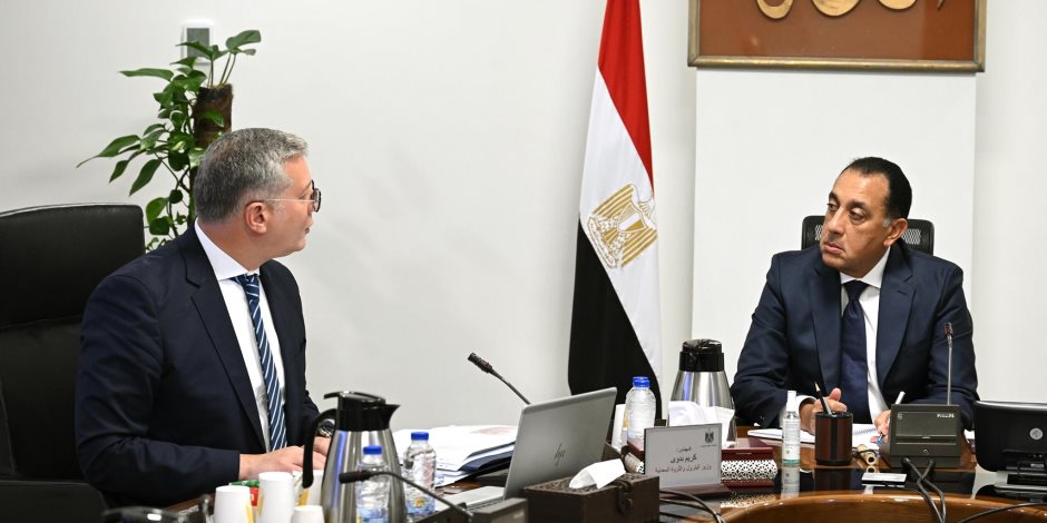 وزير البترول: الحملات الرقابية هدفها مواجهة التلاعب لحماية المال العام وحقوق المواطنين وزير البترول: الحملات الرقابية هدفها مواجهة التلاعب لحماية المال العام وحقوق المواطنين