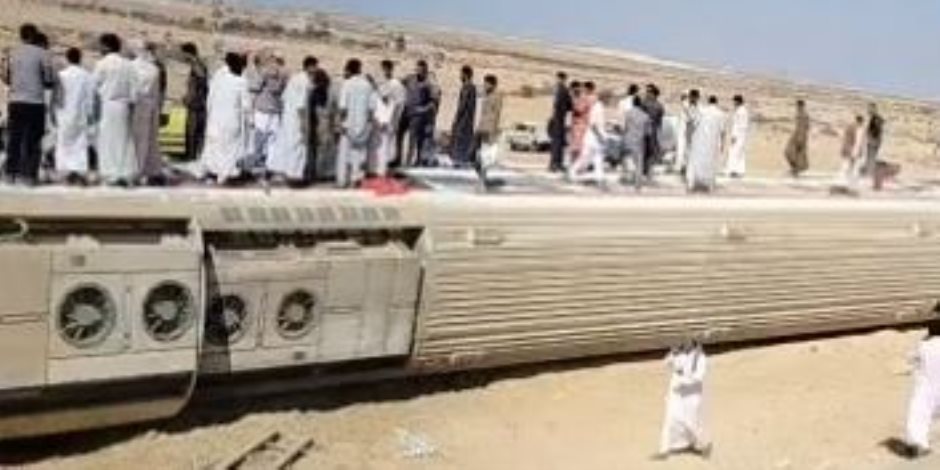 «الصحة»: 3 وفيات و54 مصابا فى حادث انقلاب قطار الضبعة بمطروح «الصحة»: 3 وفيات و54 مصابا فى حادث انقلاب قطار الضبعة بمطروح