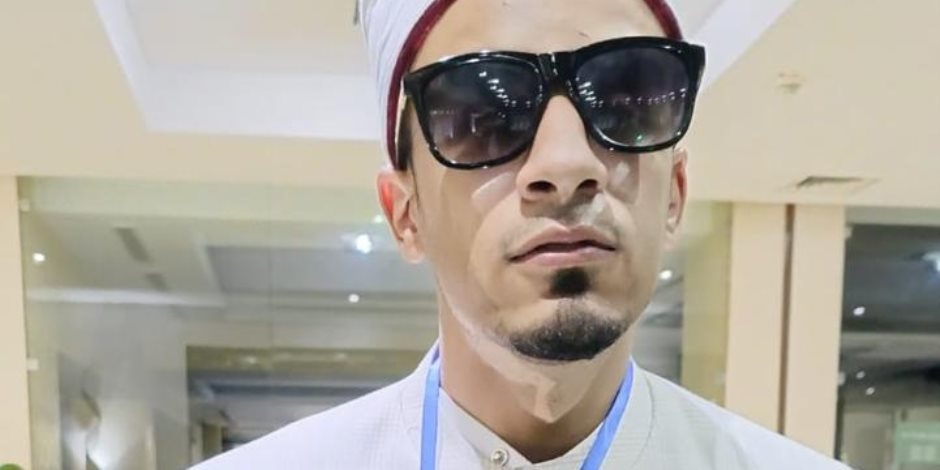 وزير الأوقاف يهنئ مرشح الأوقاف الفائز بالمركز الثاني في مسابقة الملك محمد السادس بالمغرب وزير الأوقاف يهنئ مرشح الأوقاف الفائز بالمركز الثاني في مسابقة الملك محمد السادس بالمغرب