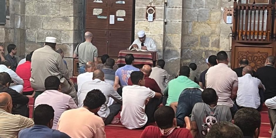 الأوقاف تعقد (674) مجلسًا فقهيًّا بعنوان "أحكام وآداب زيارة مسجد النبي ﷺ" الأوقاف تعقد (674) مجلسًا فقهيًّا بعنوان "أحكام وآداب زيارة مسجد النبي ﷺ"