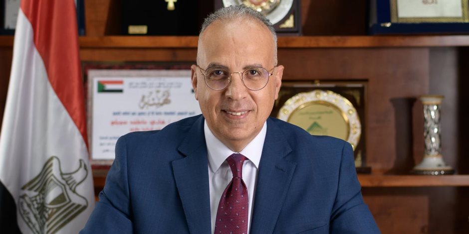 وزير الري يتابع الاستعدادات الجارية لعقد "أسبوع القاهرة الثامن للمياه" وزير الري يتابع الاستعدادات الجارية لعقد "أسبوع القاهرة الثامن للمياه"