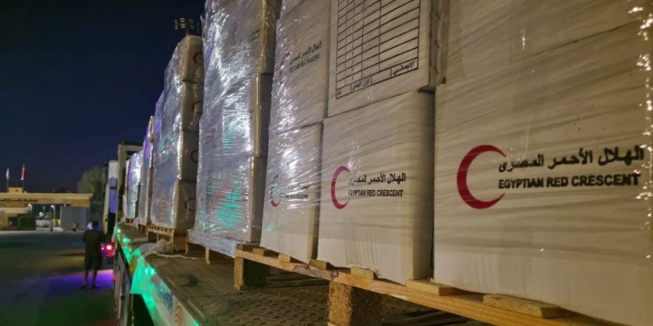 إطلاق قافلة "زاد العزة" الـ 26 إلى غزة بحمولة 3200 طن مساعدات إنسانية إطلاق قافلة "زاد العزة" الـ 26 إلى غزة بحمولة 3200 طن مساعدات إنسانية