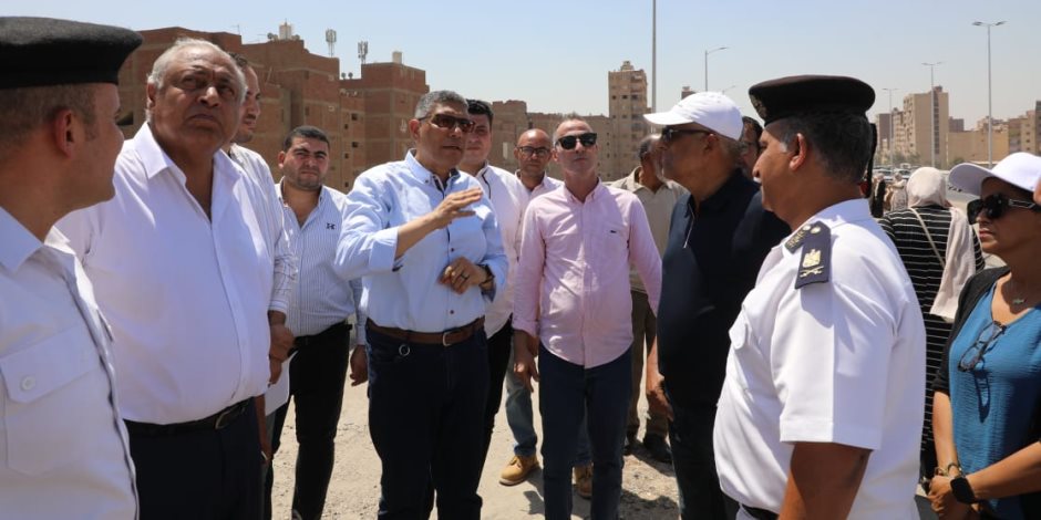 محافظ الجيزة يشهد التشغيل التجريبي لوصلة محور عمرو بن العاص على الطريق الدائري محافظ الجيزة يشهد التشغيل التجريبي لوصلة محور عمرو بن العاص على الطريق الدائري