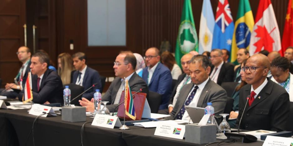 المالية: مصر عملت على توسيع الرقعة الزراعية وزيادة الإنتاجية وتوفير السلع الغذائية المالية: مصر عملت على توسيع الرقعة الزراعية وزيادة الإنتاجية وتوفير السلع الغذائية