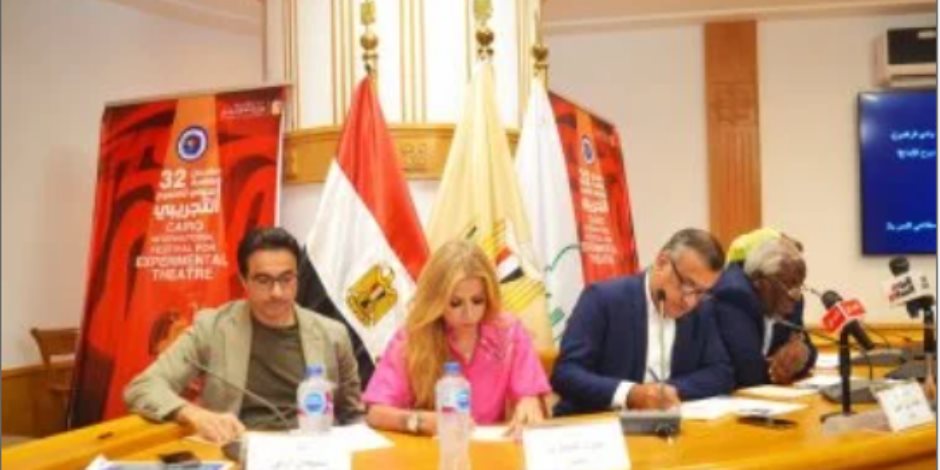 جهاد الدينارى: الذكاء الاصطناعى يهدد مسرح الطفل ويضعف التلقى الحى أمام الشاشات جهاد الدينارى: الذكاء الاصطناعى يهدد مسرح الطفل ويضعف التلقى الحى أمام الشاشات