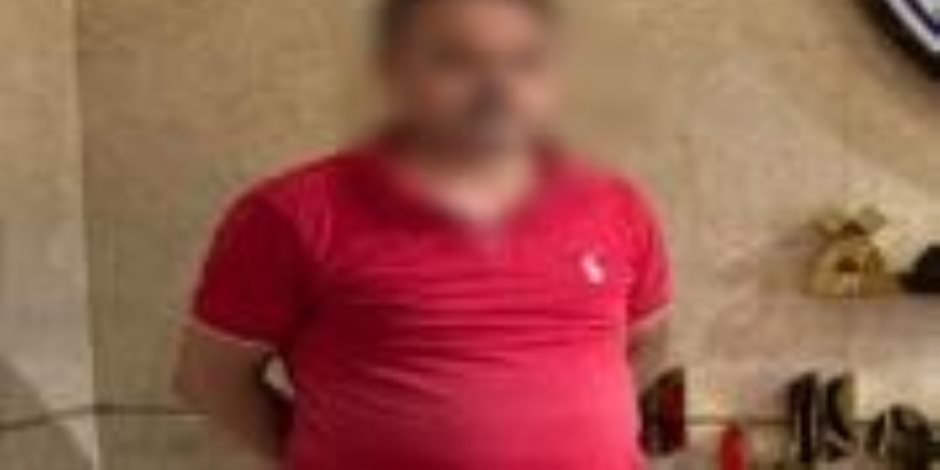 ضبط مرتكب واقعة النصب على راغبي الحصول على تأشيرات دخول وإقامة بالأراضي المصرية ضبط مرتكب واقعة النصب على راغبي الحصول على تأشيرات دخول وإقامة بالأراضي المصرية