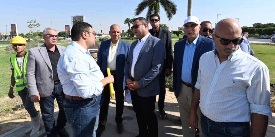 وزير الإسكان يبدأ جولة تفقدية بمدينة العبور يستهلها بمتابعة أعمال رفع كفاءة وتطوير نفق العبور وميدان الحي الخامس بالمدينة وزير الإسكان يبدأ جولة تفقدية بمدينة العبور يستهلها بمتابعة أعمال رفع كفاءة وتطوير نفق العبور وميدان الحي الخامس بالمدينة