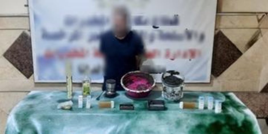 ضبط عناصر بؤر إجرامية ومصرع 3 عناصر جنائية شديدة الخطورة عقب تبادل إطلاق النيران ضبط عناصر بؤر إجرامية ومصرع 3 عناصر جنائية شديدة الخطورة عقب تبادل إطلاق النيران