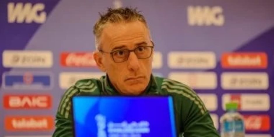 الأهلي يتفاوض مع باولو بينتو لتولي تدريب الفريق .. والمدرب البرتغالي يفاضل بين عدة عروض لحسم مصيره