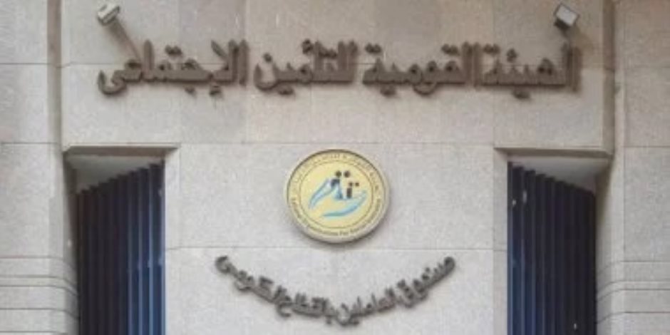 بالقانون .. يجوز التعاقد مع الأطباء بعد بلوغ المعاش حتى 65 عاما لسد العجز
