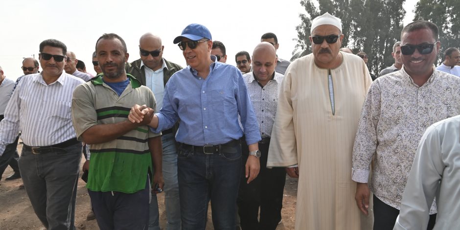 مصر تحتفل اليوم بـ "عيد الفلاح".. وزير الرى يتوجه بالتهنئة لجموع الفلاحين المصريين مصر تحتفل اليوم بـ "عيد الفلاح".. وزير الرى يتوجه بالتهنئة لجموع الفلاحين المصريين