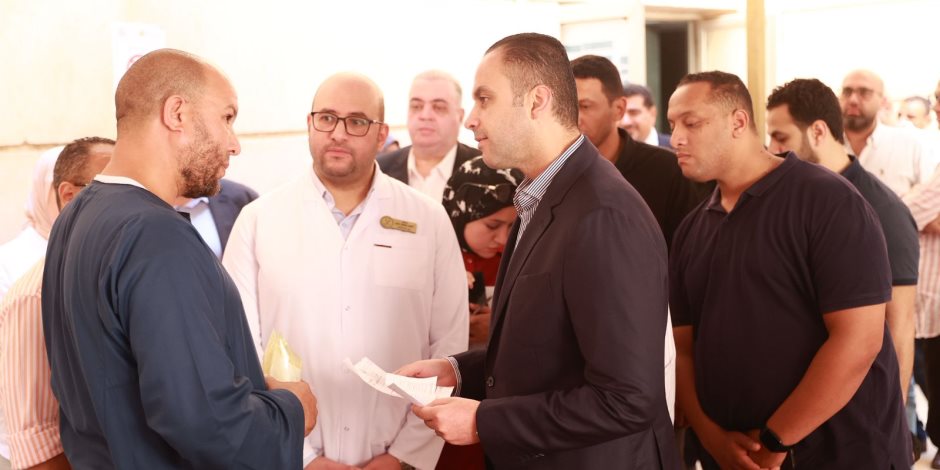 نائب وزير الصحة يتفقد المنشآت الصحية بمركز ملوي بالمنيا لتعزيز جودة الخدمات