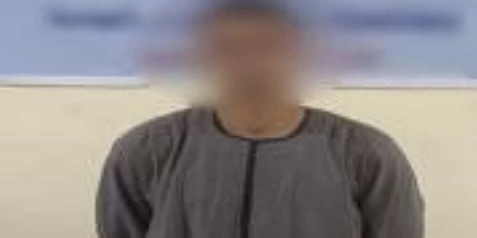 ضبط منتحل صفة موظف بنك استولى على بيانات بطاقات الدفع الإلكتروني الخاصة بالعملاء ضبط منتحل صفة موظف بنك استولى على بيانات بطاقات الدفع الإلكتروني الخاصة بالعملاء