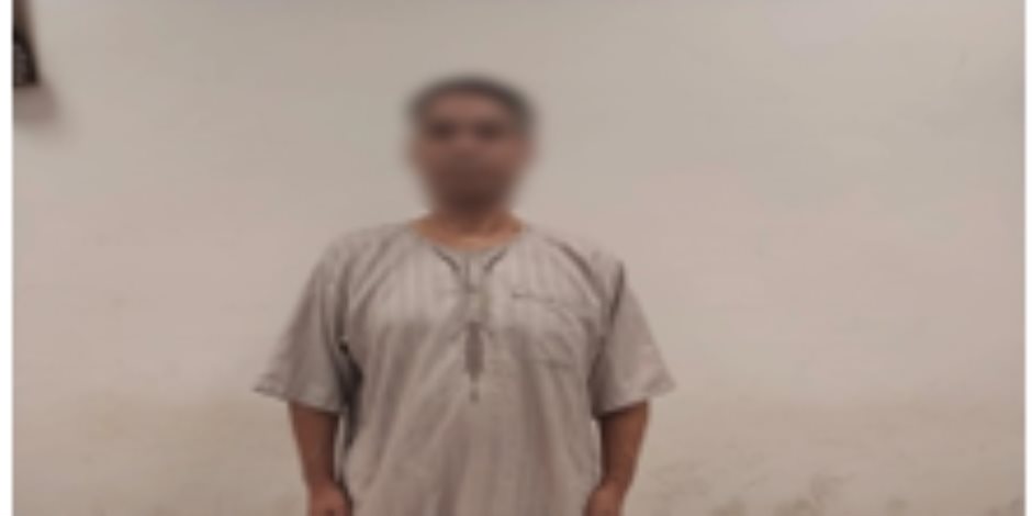 ضبط القائمين بالنصب على المواطنين والإستيلاء على أموالهم بزعم تسفيرهم للعمل بالخارج بالغربية   