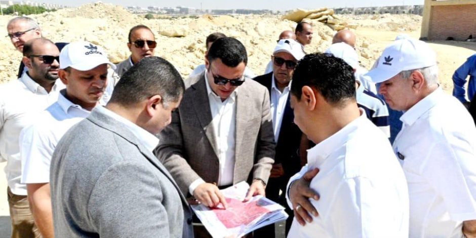 وزير الإسكان يتفقد محطة رفع صرف صحي الخامس شرق بمدينة 6 أكتوبر وزير الإسكان يتفقد محطة رفع صرف صحي الخامس شرق بمدينة 6 أكتوبر