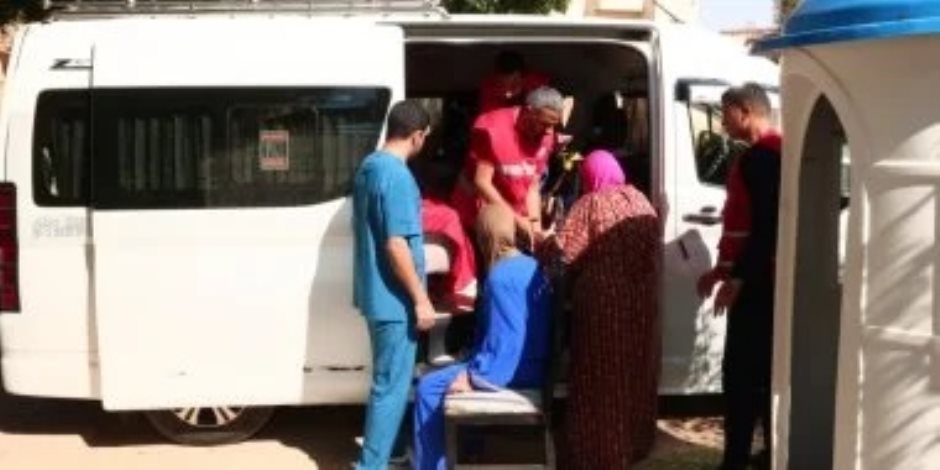 وزارة التضامن تنفذ قرار غلق دار زهرة مصر وتحيل الواقعة إلى النيابة.. صور