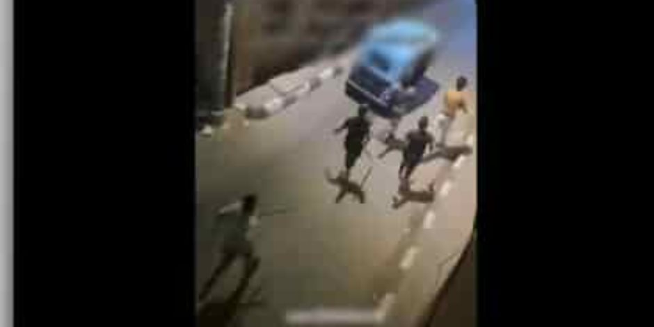 القبض على المتهمين بالتشاجر بأسلحة بيضاء وترويع المواطنين في الغربية