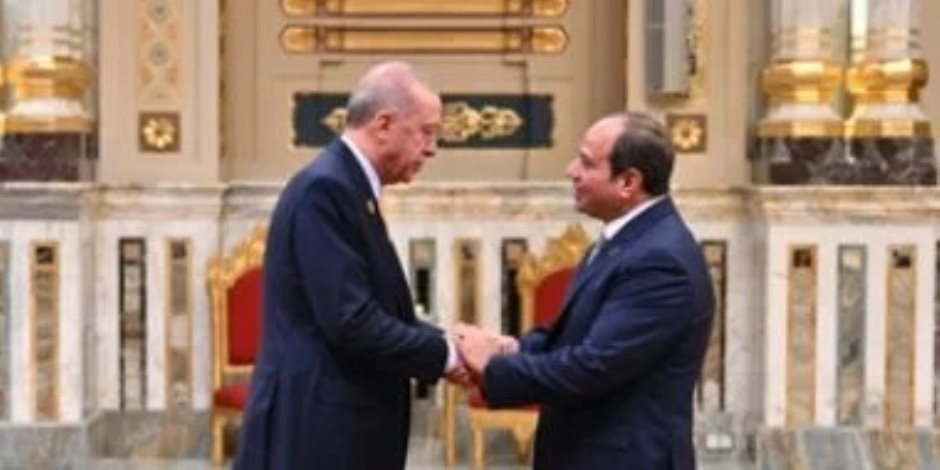 الرئيس السيسي يلتقي أردوغان في الدوحة ويؤكدان رفض العدوان الإسرائيلي ودعمهما لحل الدولتين الرئيس السيسي يلتقي أردوغان في الدوحة ويؤكدان رفض العدوان الإسرائيلي ودعمهما لحل الدولتين