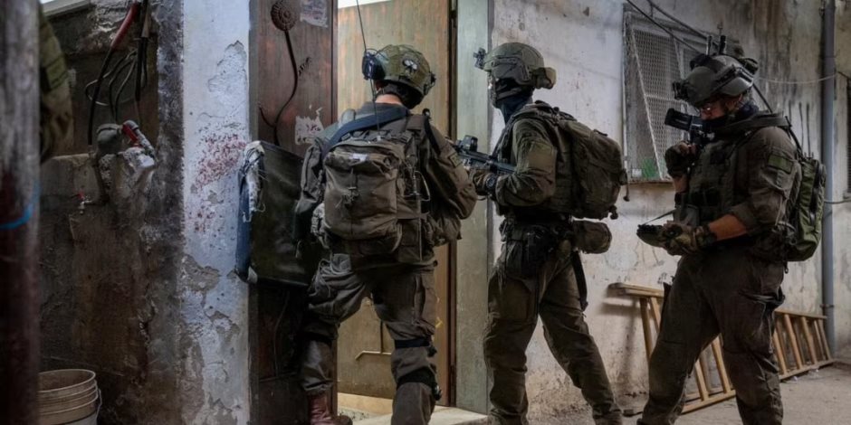 مخطط التهجير والضم ...استشهاد 17 فلسطينيا جراء قصف الاحتلال أنحاء متفرقة من قطاع غزة وحملات اعتقال بالضفة الغربية مخطط التهجير والضم ...استشهاد 17 فلسطينيا جراء قصف الاحتلال أنحاء متفرقة من قطاع غزة وحملات اعتقال بالضفة الغربية