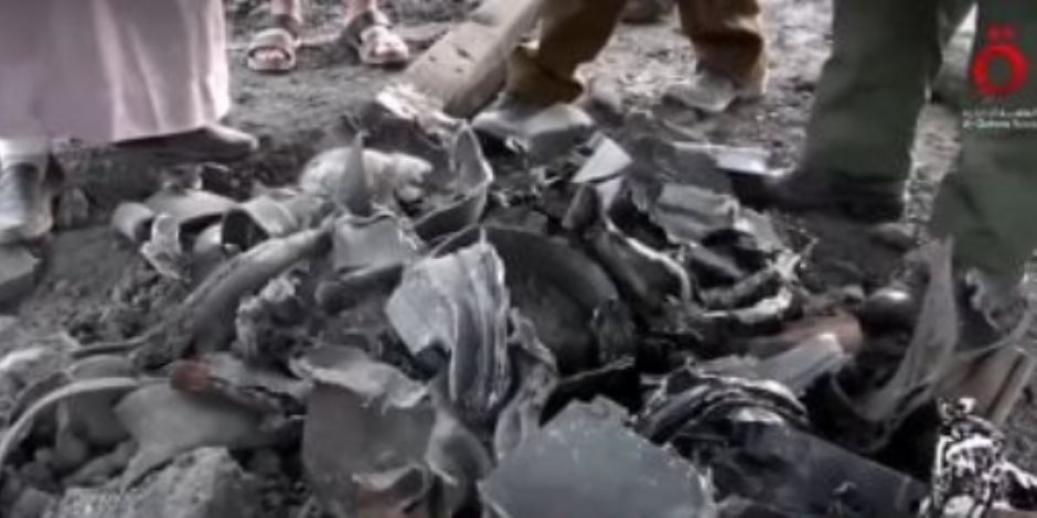 مراسل القاهرة الإخبارية من عدن: أكثر من 12 غارة إسرائيلية على ميناء الحديدة مراسل القاهرة الإخبارية من عدن: أكثر من 12 غارة إسرائيلية على ميناء الحديدة