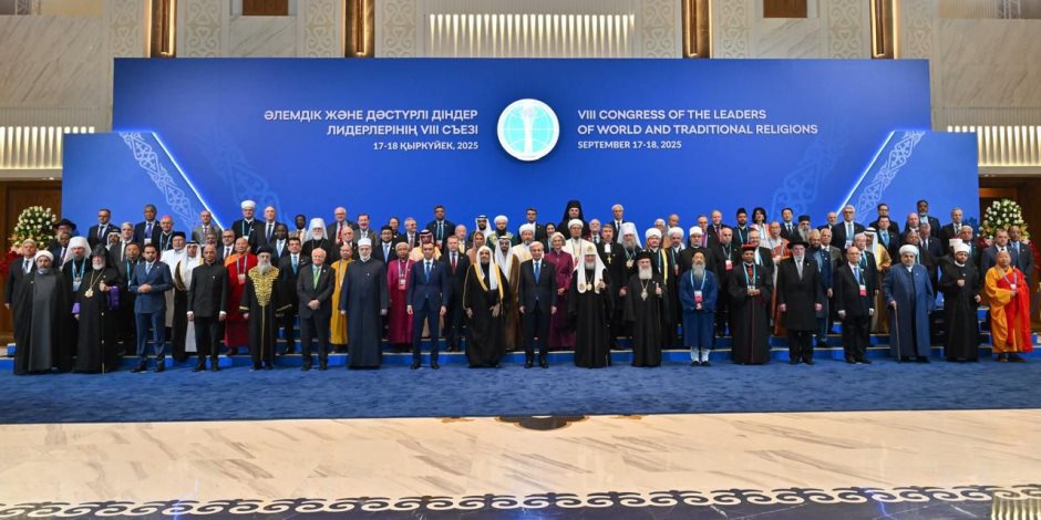 بصفةِ ضيفِ شرفٍ للنسخة الثامنة.. الأمين العام لرابطة العالم الإسلامي يشاركُ الرئيس الكازاخستاني حفلَ افتتاح مؤتمر قادة الأديان