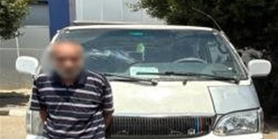 الداخلية تكشف ملابسات اصطدام ميكروباص بأحد الأشخاص بالقاهرة