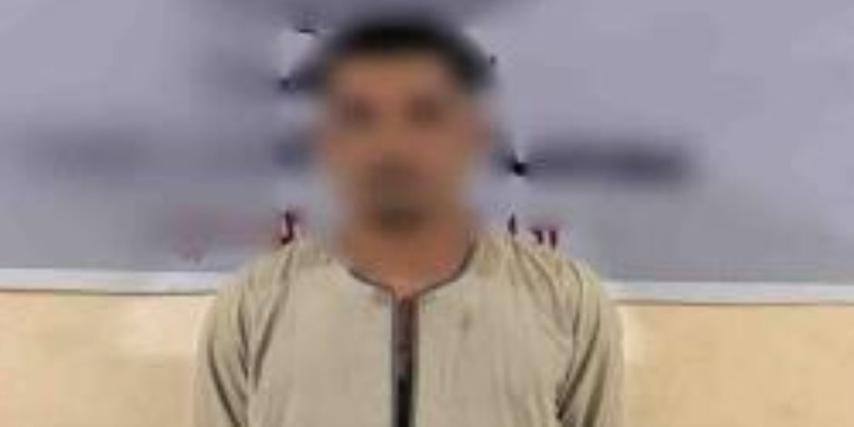 ضبط عنصر جنائي بالمنيا لقيامه بالنصب والاحتيال على المواطنين والاستيلاء على أموالهم