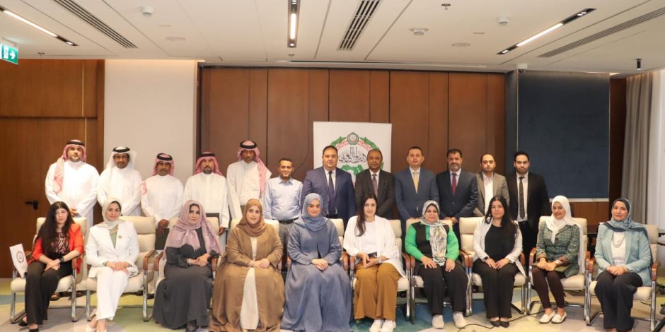 رئيس البرلمان العربي يوجّه بسرعة إطلاق خطة 2026 لتطوير الأمانات العامة وتمكين البرلمانيين رئيس البرلمان العربي يوجّه بسرعة إطلاق خطة 2026 لتطوير الأمانات العامة وتمكين البرلمانيين
