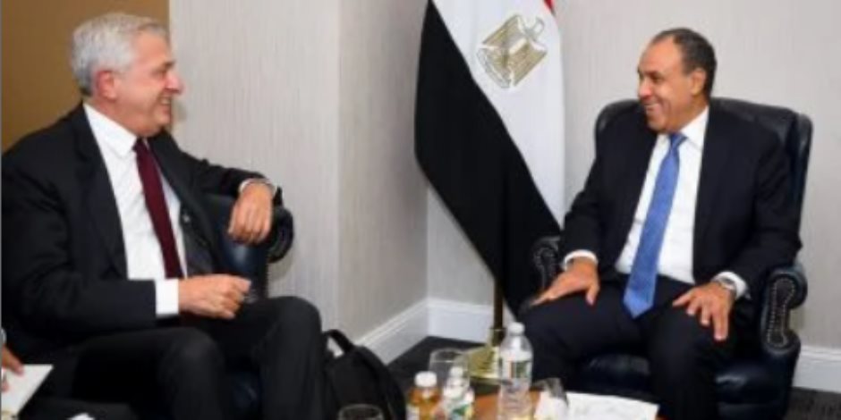 وزير الخارجية يلتقى بالمُفوض السامى للأمم المتحدة لشئُون اللاجئين وزير الخارجية يلتقى بالمُفوض السامى للأمم المتحدة لشئُون اللاجئين
