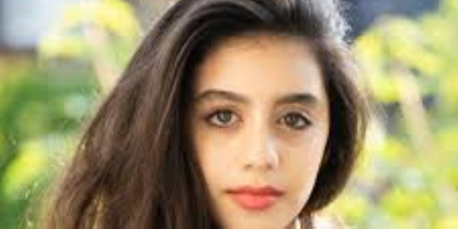 ياسمينا العبد تصل إلى الأقصر لتصوير فيلمها كان ياما كان مع نور النبوي ياسمينا العبد تصل إلى الأقصر لتصوير فيلمها كان ياما كان مع نور النبوي