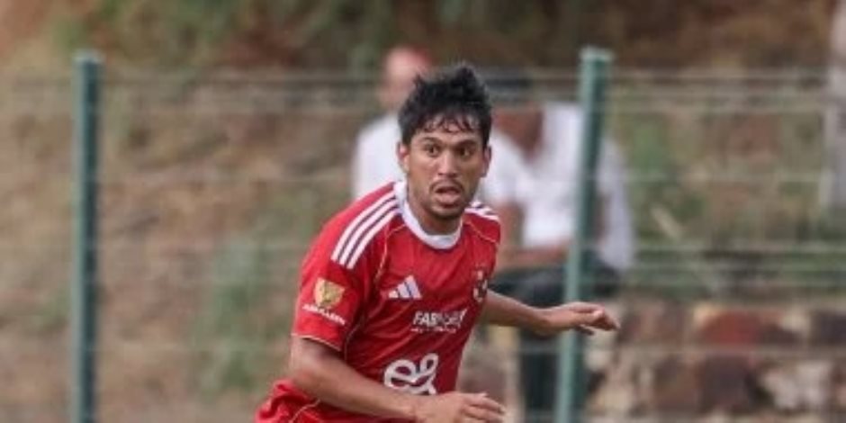 بترشيح أكثر من  لاعب .. إسكاوتنج الأهلي تُجهّز ظهيرا أيسر قبل فترة الانتقالات الشتوية