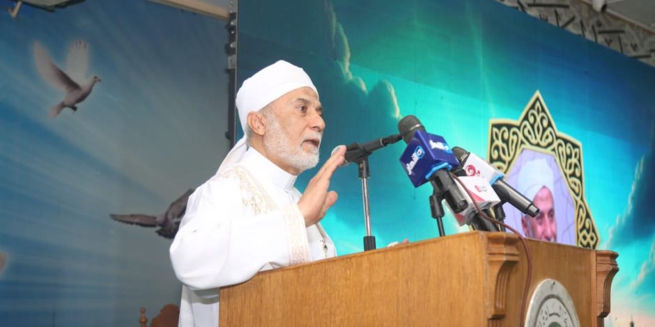 الداعية يسري جبر: القلوب تهدأ بمحبة النبي والاقتداء بسنته سبيل لحياة مستقرة