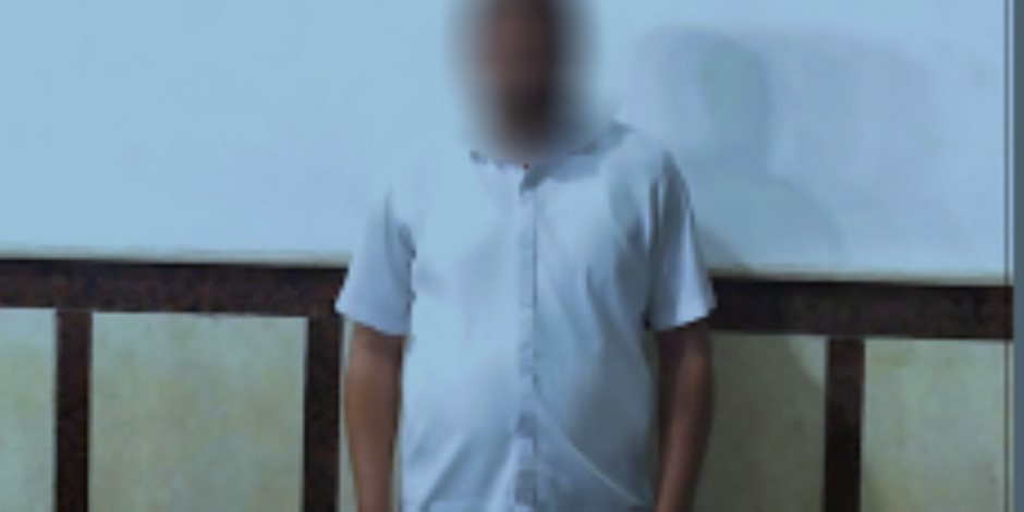 ضبط محتال بالإسكندرية استولى على أموال المواطنين بزعم العلاج الروحاني