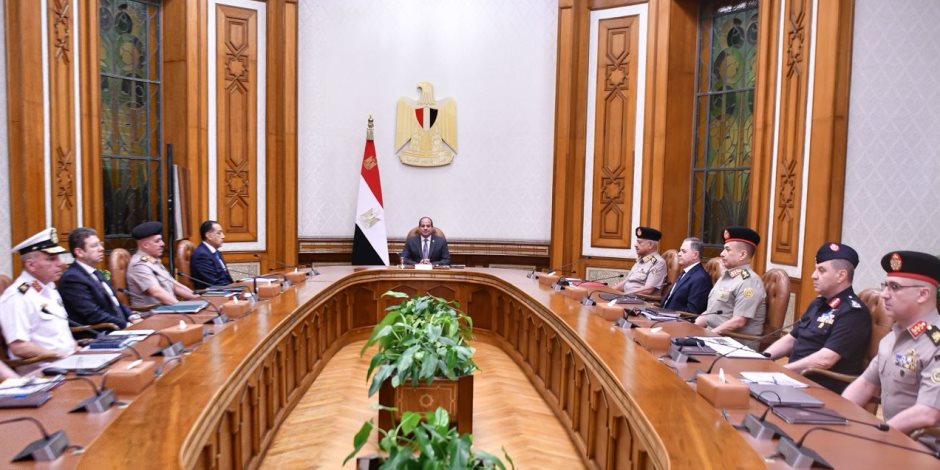 الرئيس السيسى يجتمع بمدبولى ووزيرى الدفاع والداخلية وقيادات الأجهزة لمتابعة نتائج زيارة أمريكا
