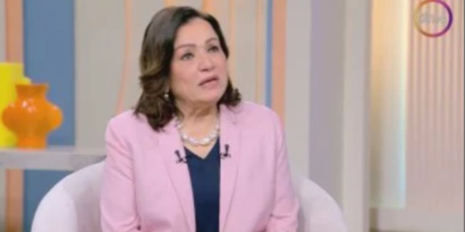 نجلة الفنان الراحل صلاح ذو الفقار تستعيد ذكريات طفولتها مع والدها بـ"ست ستات"