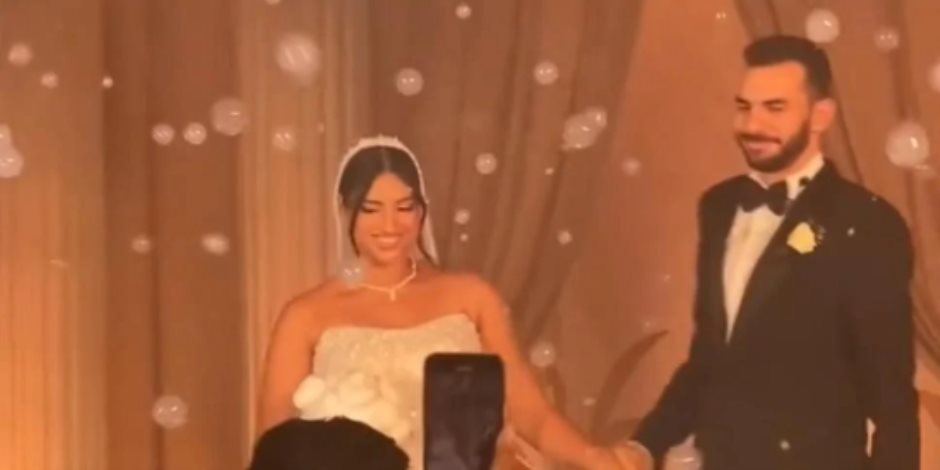 بيومي فؤاد يحتفل بزفاف نجله.. فيديو وصور