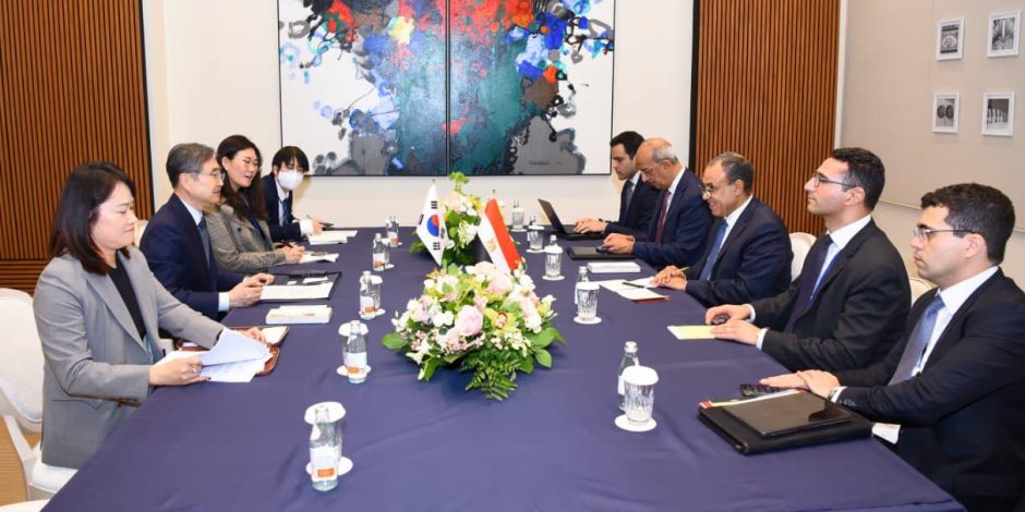 وزير الخارجية يلتقي بوزير خارجية كوريا الجنوبية ورئيس المجلس الامن الحالى 