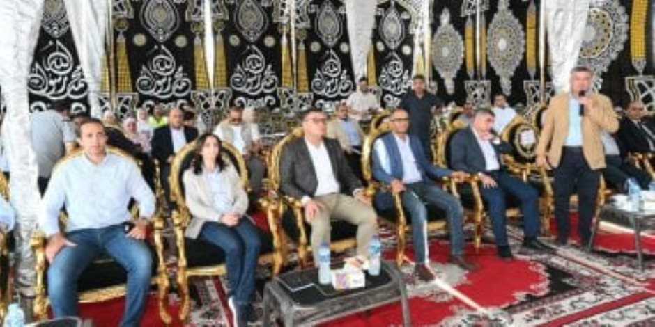 وزير الإسكان يتابع الموقف التنفيذي لعدد من المشروعات في البحيرة