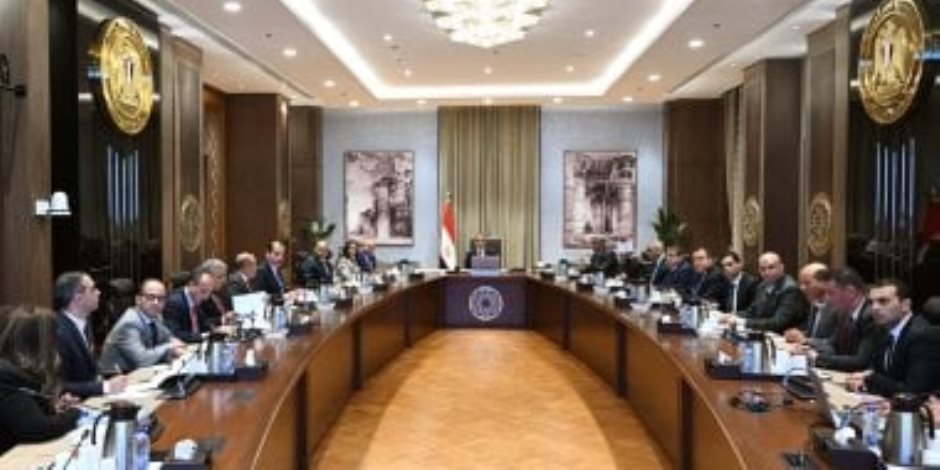 رئيس الوزراء يترأس اجتماع اللجنة العليا للحج لمتابعة تقديم أفضل الخدمات للحجاج 