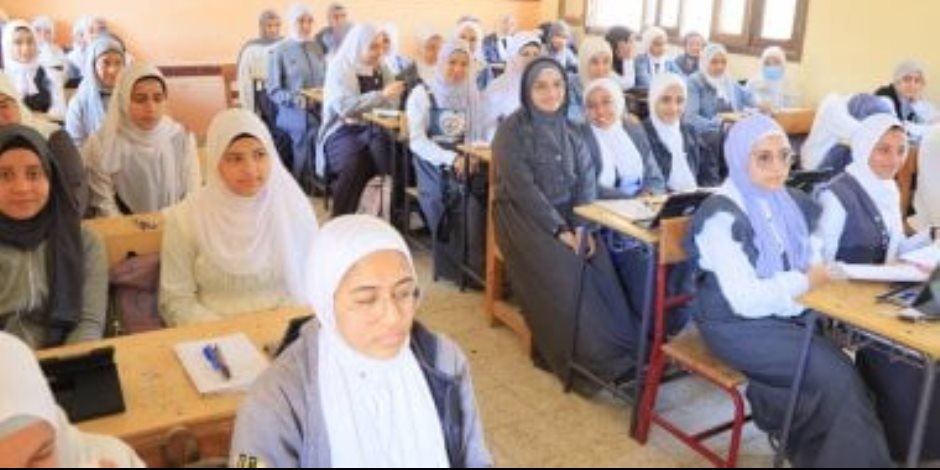 مديرية التعليم بالجيزة توضح حقيقة ظهور أعراض جلدية بين عدد من الطلاب .. اعرف التفاصيل 