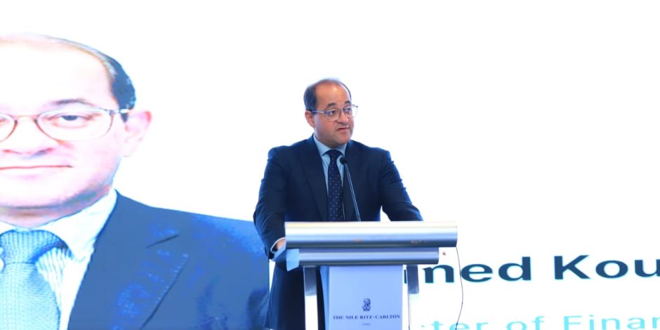  وزير المالية: نعمل على تبسيط وتسهيل الإجراءات وتخفيف الالتزامات والأعباء الضريبية وتوضيح الرؤية لدى المستثمرين